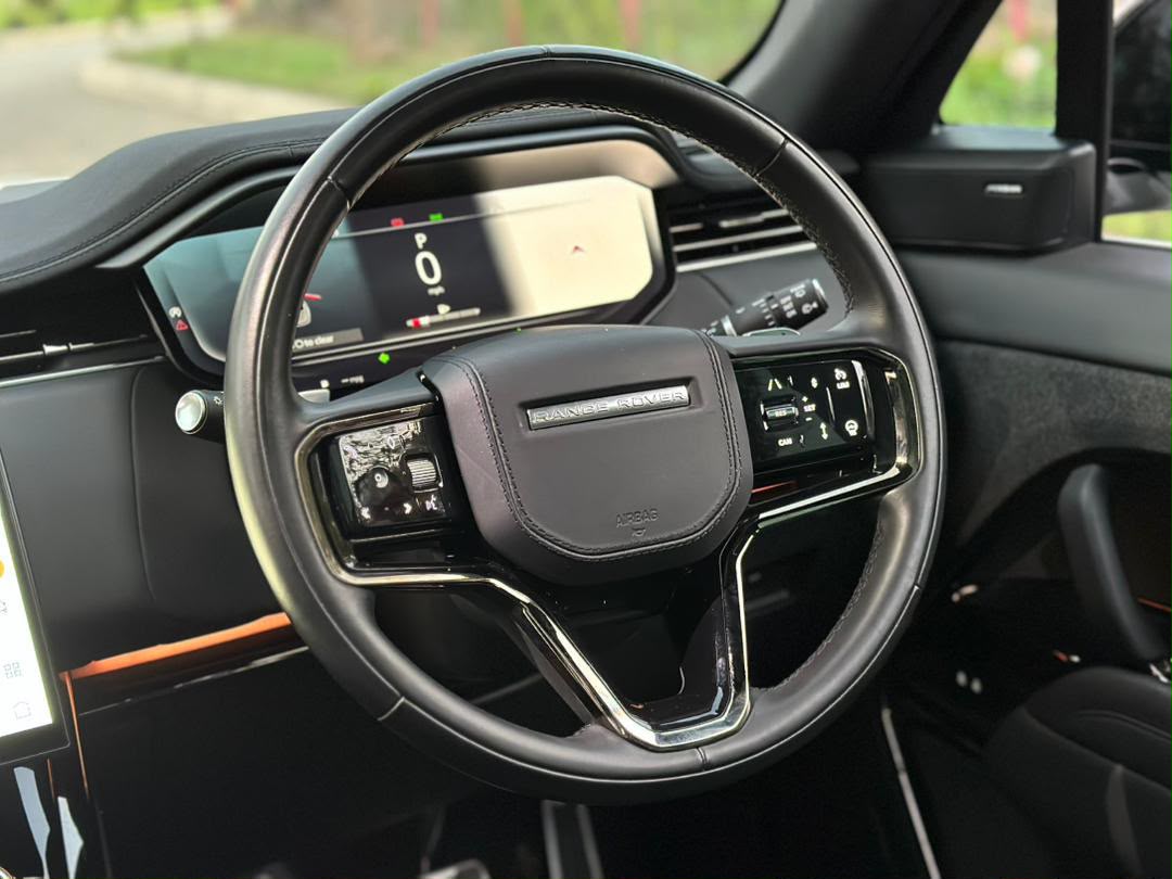 RANGE ROVER SPORT  DAYNAMIC  SE MHEV AUTOBIOGRAPHY thumbnail 5